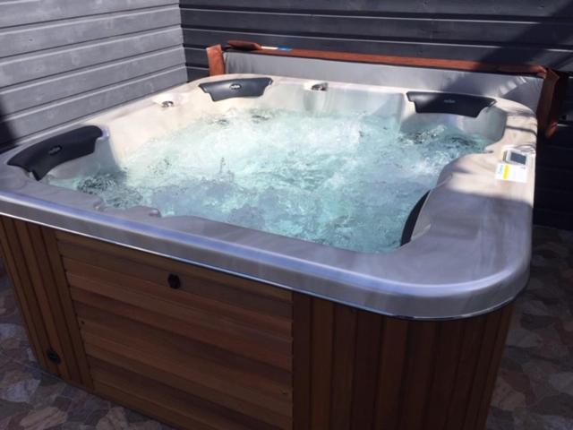 圣安德烈Le Flamboyant Avec Piscine Chauffee 30° Et Jacuzzi公寓 外观 照片